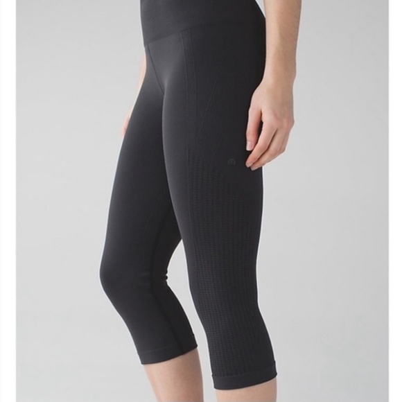 lululemon athletica Pants - Lululemon Flow & Go Crop